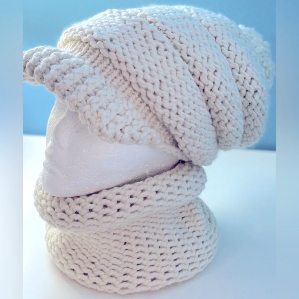 Hand Crafted Wool Knit Slouchy Hat with visor Cowl 2 piece Set adult/teen - Picture 5 of 7